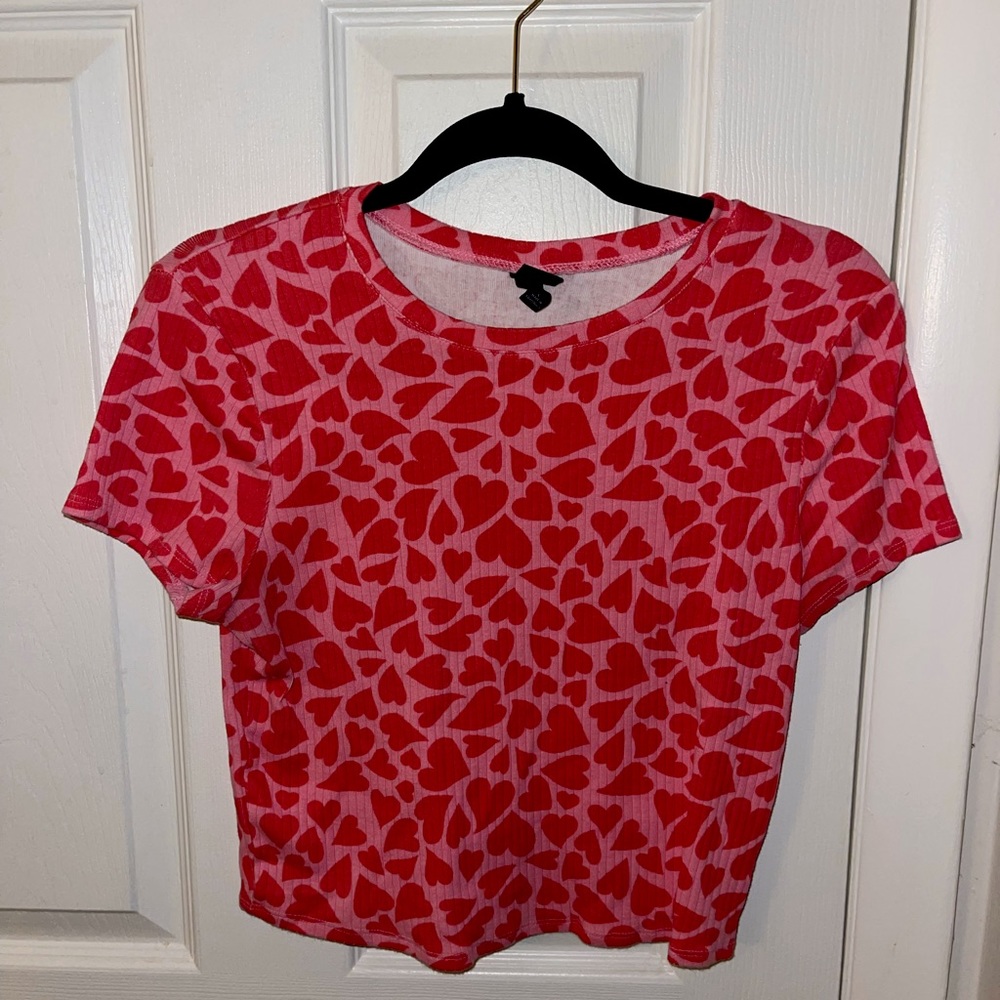 Wildfable Red and Pink Heart Ribbed Cropped T-shirt